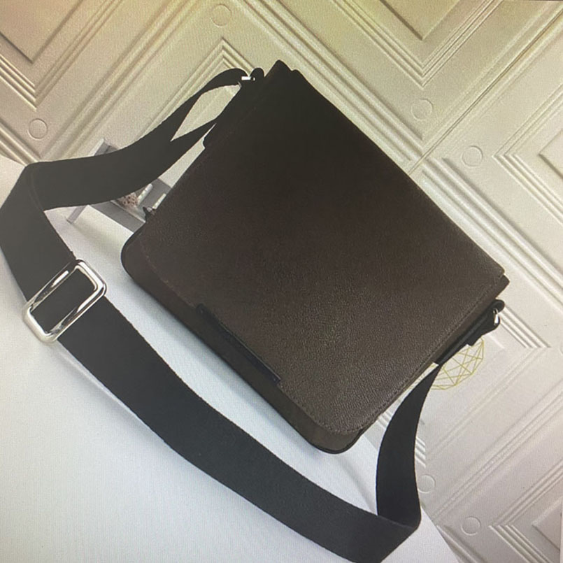 Top quality N41212 classic fashion men's shoulder bag DISTRICT leather luxury designer men outdoor messenger bags shopping casual purse, Brown flower
Top quality N41212 classic fashion men's shoulder bag DISTRICT leather luxury designer men outdoor messenger bags shopping casual purse, Brown flower