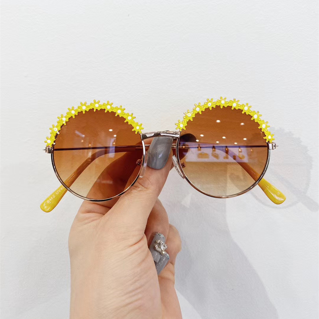 Fashion Kids Sunglasses Lovely Flower Border Girls Boys Sunglass Ultraviolet-proof Infant Glasses Eyewear Child Shades Gafas Gift Wholesale Z260305