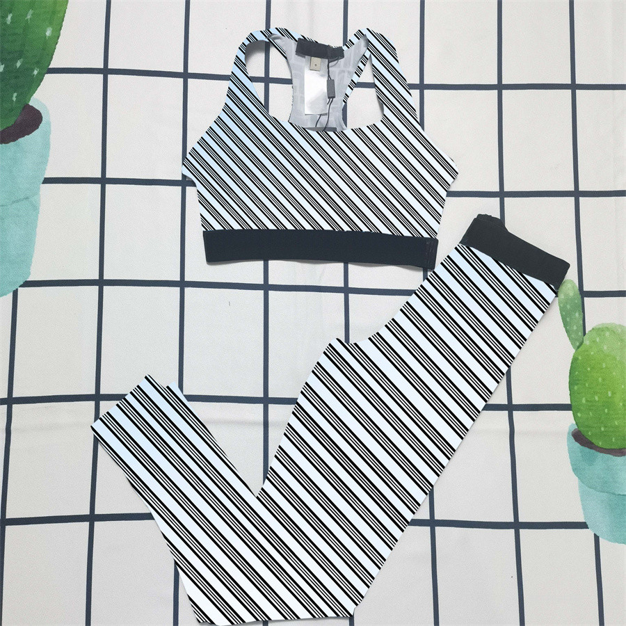 Women' Gym Set Tracksuits Black Small Letter Gradient Blue Yoga Workout Clothes Wear Sports Legging Fitness Bra Crop Top Yoga Suit, Extra shipping cost
Women' Gym Set Tracksuits Black Small Letter Gradient Blue Yoga Workout Clothes Wear Sports Legging Fitness Bra Crop Top Yoga Suit, Extra shipping cost