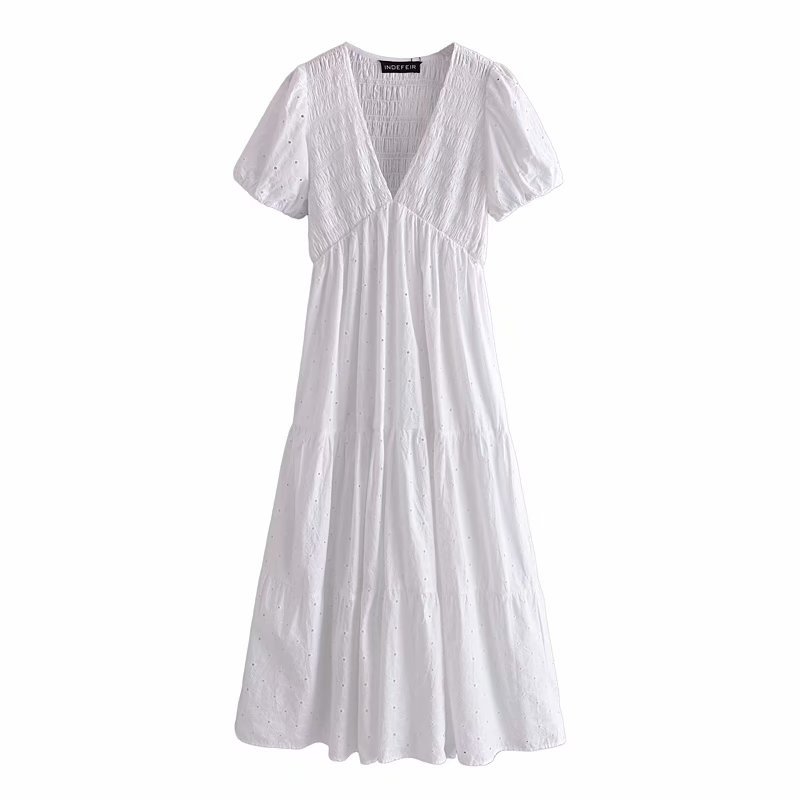 Women Embroidery Dress Hollow Out Short Sleeve V-Neck Maxi Dresses Chic Lady Casual Fashion Clothes 210517