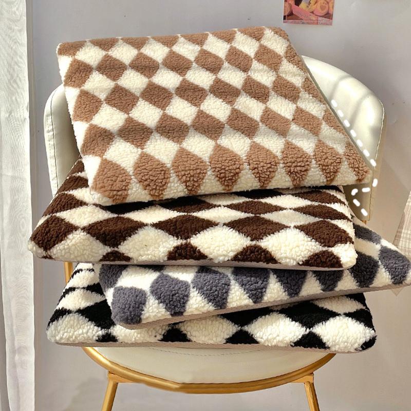 Cushion/Decorative Pillow Diamond Grid Cushion Memory Foam Chair For Home Office Retro Geometric Pattern Winter Warm Dining, Black
Cushion/Decorative Pillow Diamond Grid Cushion Memory Foam Chair For Home Office Retro Geometric Pattern Winter Warm Dining, Black