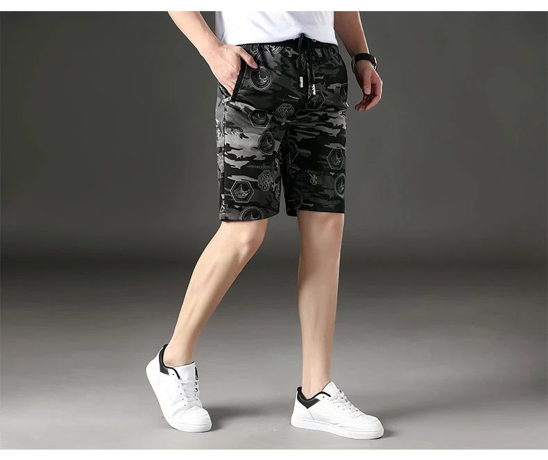 2021 lightweight men's pants printing big size knee length casual style sports shorts design, Black
2021 lightweight men's pants printing big size knee length casual style sports shorts design, Black