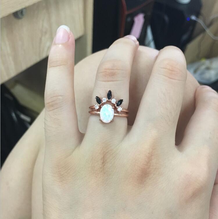 Wedding Rings 2 Pcs Crystal Dinty Cz Ring Jewelry Rose Gold Color Elegant For Women Girls Gift Engagement Eternity Band Set
Wedding Rings 2 Pcs Crystal Dinty Cz Ring Jewelry Rose Gold Color Elegant For Women Girls Gift Engagement Eternity Band Set