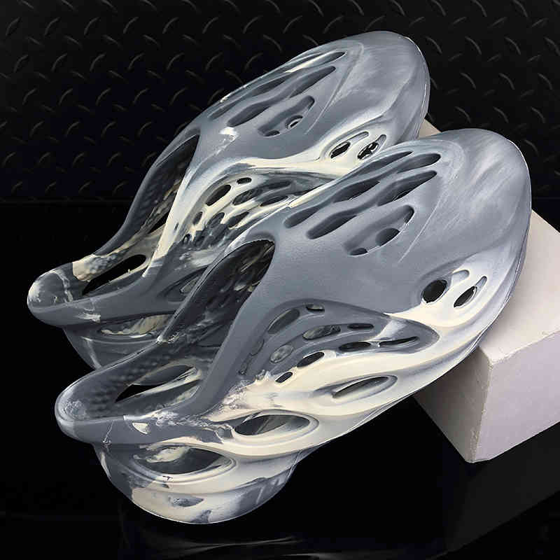 Summer Men Casual Sandals Outdoor Women Beach Shoes Fashion Indoor Slippers High Quality Lazy Hole Shoes Couple 35-45 Multicolor 926, Black quality
Summer Men Casual Sandals Outdoor Women Beach Shoes Fashion Indoor Slippers High Quality Lazy Hole Shoes Couple 35-45 Multicolor 926, Black quality
