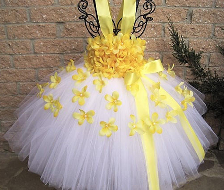 Girls Green Petals Tutu Dress Kids Flower Straps Ball Gown with Ribbon Bow Pageant Gowns Children Christmas Wedding Party Costume Dresses