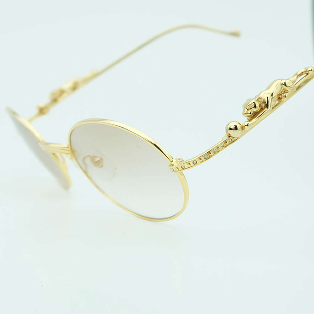 Rhinestone Metal Sunglasses Men Luxury Designer Oval Sunglasses Panthere Limited Gold Sunglasses Mens Carter Sun Glasses, White;black
Rhinestone Metal Sunglasses Men Luxury Designer Oval Sunglasses Panthere Limited Gold Sunglasses Mens Carter Sun Glasses, White;black