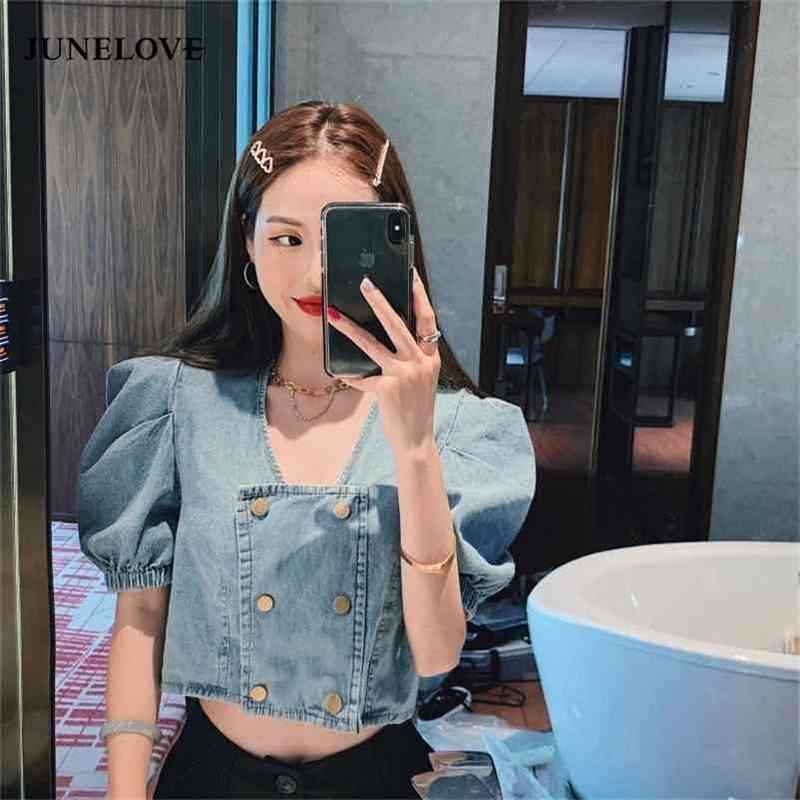 Korean Women Short Sleeve Vintage Square Double Breasted Button Denim Blouse Ladies Crop Top Shirt Sexy Slim Blusas Tee 210519, Blue
Korean Women Short Sleeve Vintage Square Double Breasted Button Denim Blouse Ladies Crop Top Shirt Sexy Slim Blusas Tee 210519, Blue