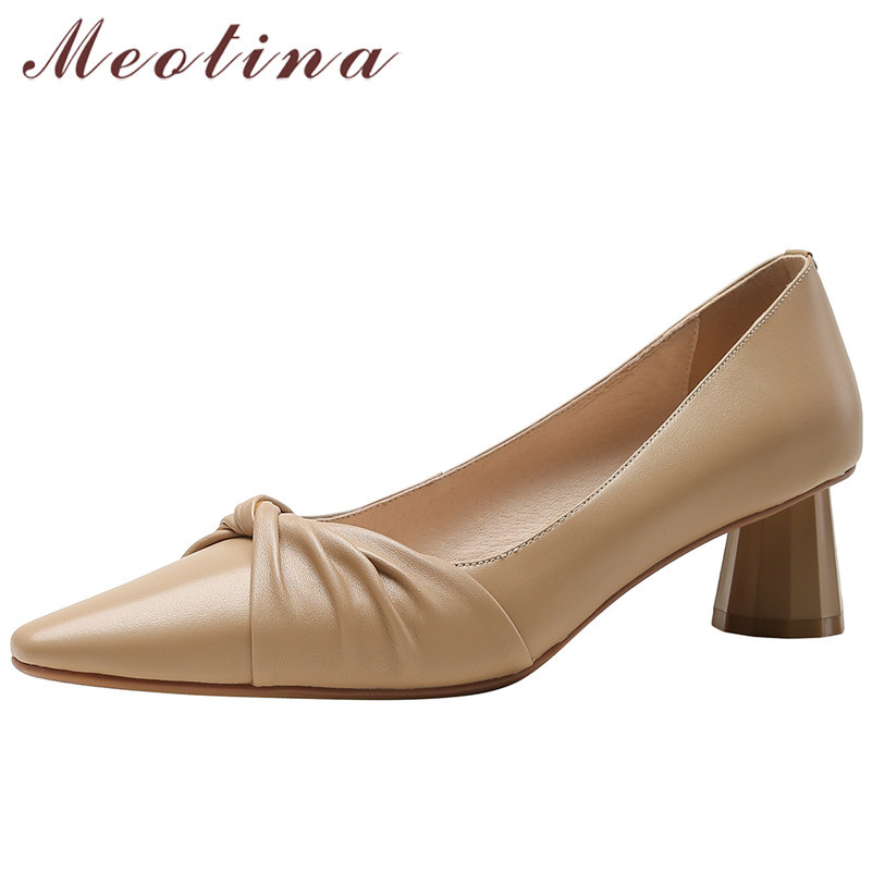Pointed Toe Women Shoes Natural Genuine Leather Med Heels Pleated Thick Heel Pumps Female Footwear Spring Apricot 210517, Beige
Pointed Toe Women Shoes Natural Genuine Leather Med Heels Pleated Thick Heel Pumps Female Footwear Spring Apricot 210517, Beige