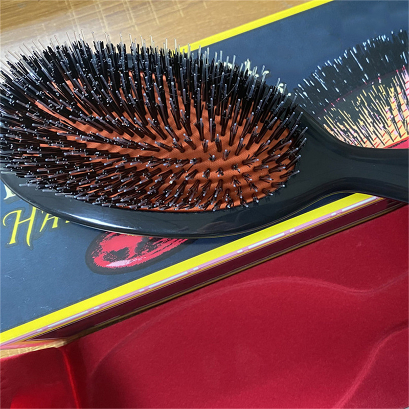 Professional BN2 Pocket Bristle and Nylon Hair Brush Soft Cushion Superior-grade Boar Bristles Comb Brushes with Gift Box
Professional BN2 Pocket Bristle and Nylon Hair Brush Soft Cushion Superior-grade Boar Bristles Comb Brushes with Gift Box