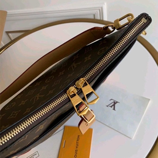 888 LV LOUIS MONTAIGNE BB Handbags Leather Women Shoulder Bags VUTTON Messenger Crossbody Bag VITTON Purse Fashion Designer Handbag
888 LV LOUIS MONTAIGNE BB Handbags Leather Women Shoulder Bags VUTTON Messenger Crossbody Bag VITTON Purse Fashion Designer Handbag