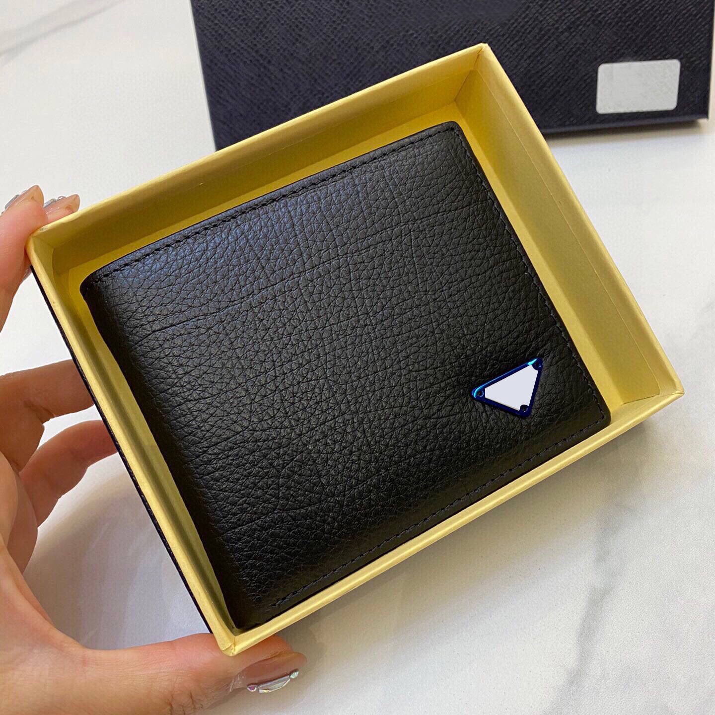 Card Wallets Designer Handbag Purses High Quality Brand Leather Wallets for Man Fashion Luxury Bag Money Purse Credit Cardholder with Box Small Clutch Portafoglio, Black long
Card Wallets Designer Handbag Purses High Quality Brand Leather Wallets for Man Fashion Luxury Bag Money Purse Credit Cardholder with Box Small Clutch Portafoglio, Black long