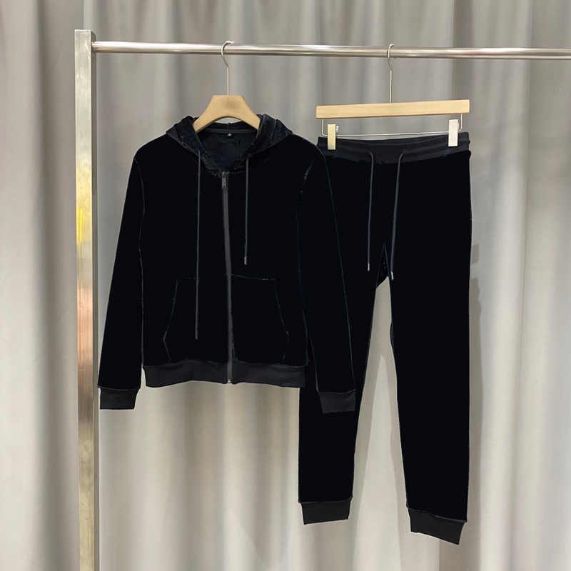 20FW Men Women Tracksuits Fashion Hoodie + Joggers Suits with Letter Printed Top Quality Unisex Tracksuit Sets with Reflective Strip -3XL, Gray
20FW Men Women Tracksuits Fashion Hoodie + Joggers Suits with Letter Printed Top Quality Unisex Tracksuit Sets with Reflective Strip -3XL, Gray