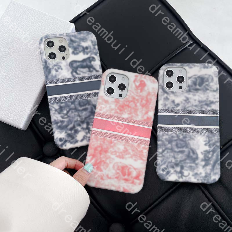 high quality fashion Phone cases for iPhone 12 Pro Max case 12mini 11 XR XS X XSMAX PU leather designer shell with box
high quality fashion Phone cases for iPhone 12 Pro Max case 12mini 11 XR XS X XSMAX PU leather designer shell with box