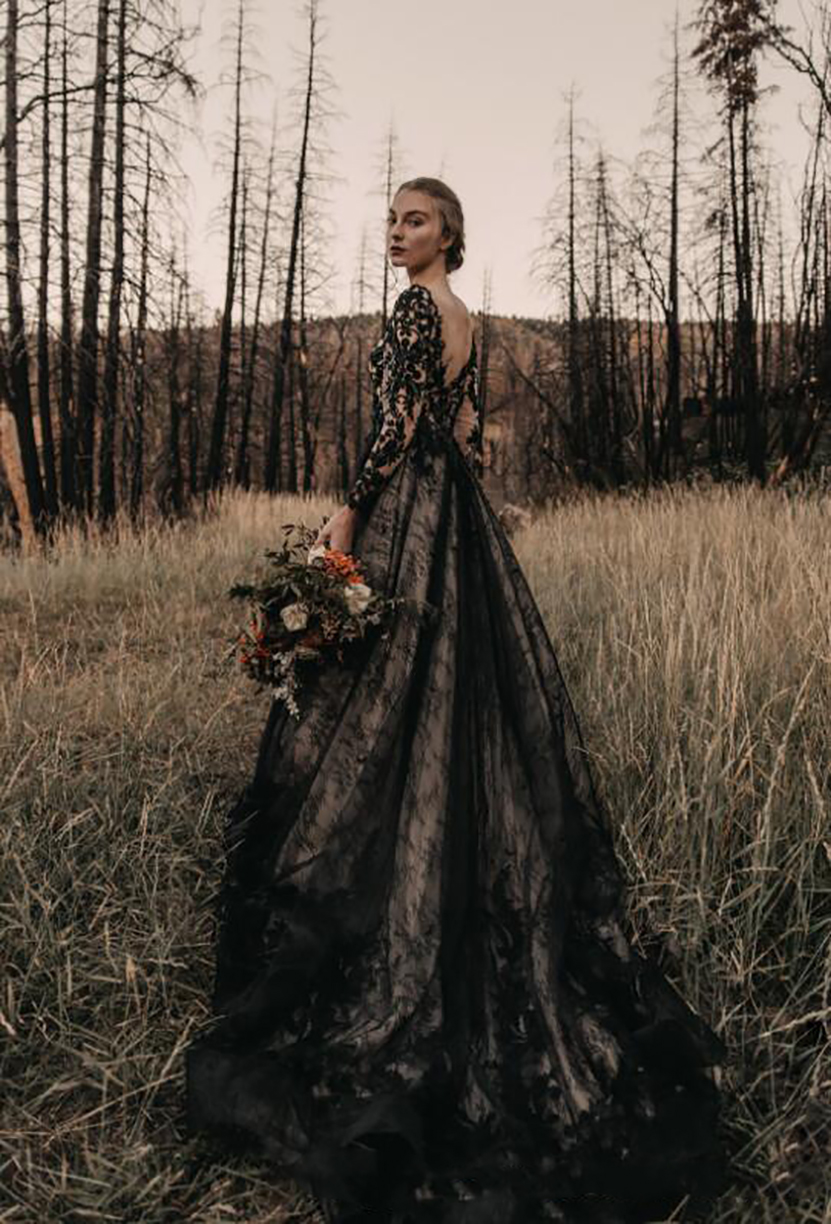 Gothic Full Black Long Wedding Dresses A Line Long Sleeves V Neck Court Train Vintage Bridal Gowns 2021 Plus Size Wedding Wear Dress