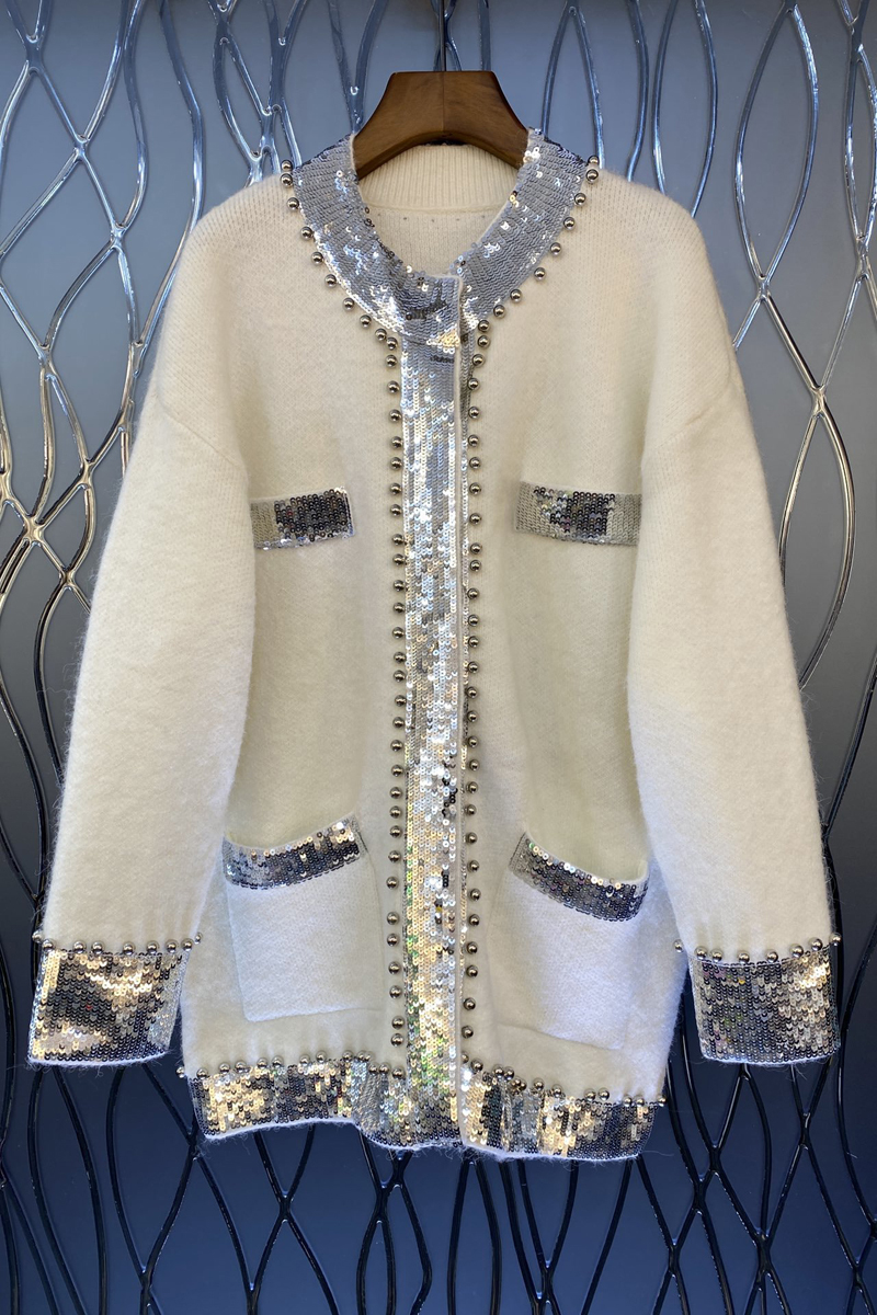 Heavy Embroidery Sequins Beaded Knitted Cardigan Womens Clothes Autumn European and American New Loose Temperament Coat 9x, White
Heavy Embroidery Sequins Beaded Knitted Cardigan Womens Clothes Autumn European and American New Loose Temperament Coat 9x, White