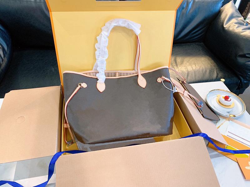 Women Luxurys Designers Bags original old flower oversize tote wholesale patent leather handbags imitation brand Classic Fashion Designer large shoulder bag
Women Luxurys Designers Bags original old flower oversize tote wholesale patent leather handbags imitation brand Classic Fashion Designer large shoulder bag