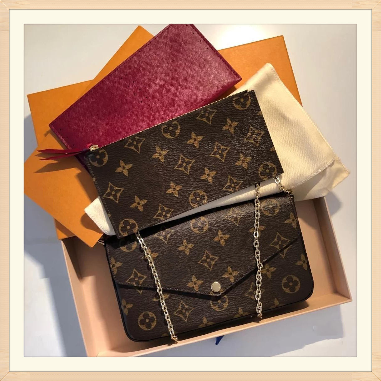 LVLOUISVITTON BagYSLVUTTONFashion Handbags Purse Totes Large Capacity Ladies Simple Shopping Handbag PU Leather 
LVLOUISVITTON BagYSLVUTTONFashion Handbags Purse Totes Large Capacity Ladies Simple Shopping Handbag PU Leather