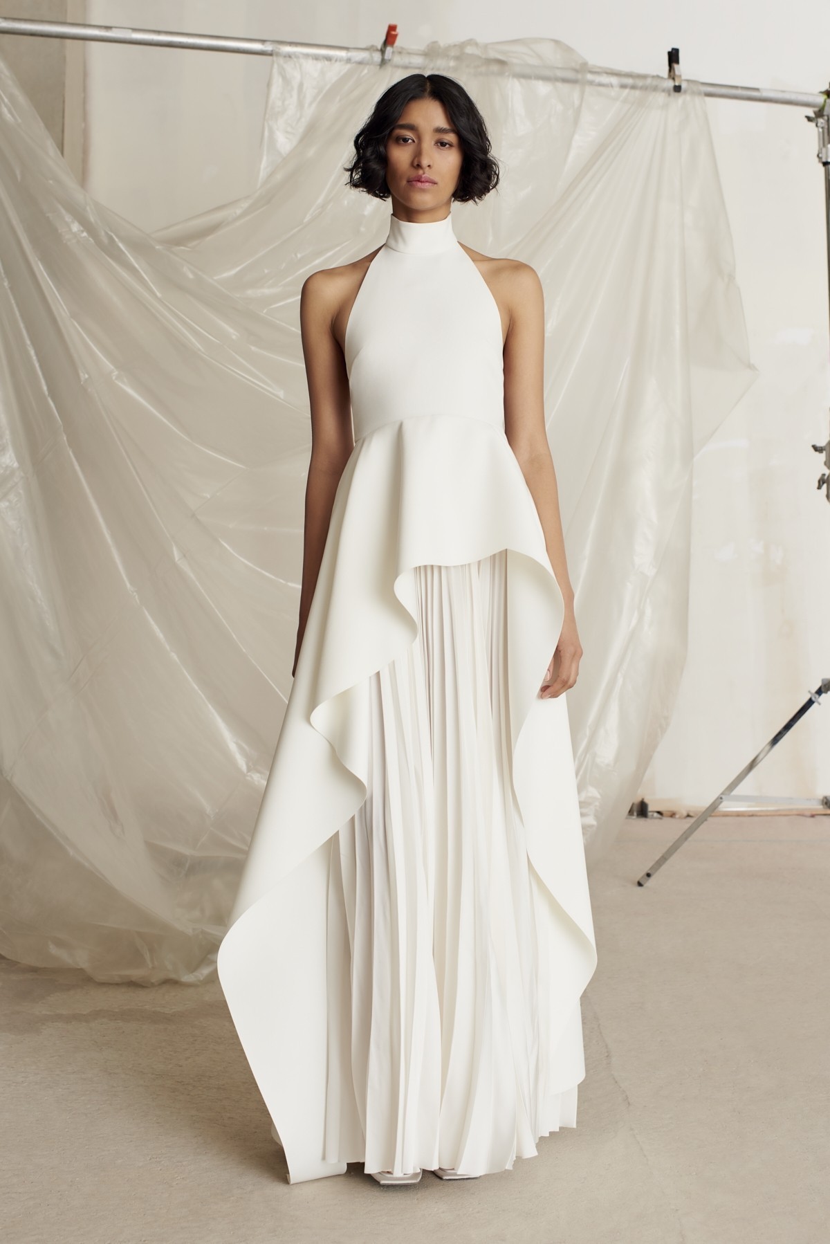 Women Set Tops Skirt s Sleeveless Asymmetry High Waist Long Pleated Skirts Vintage Sexy Two Piece 210524