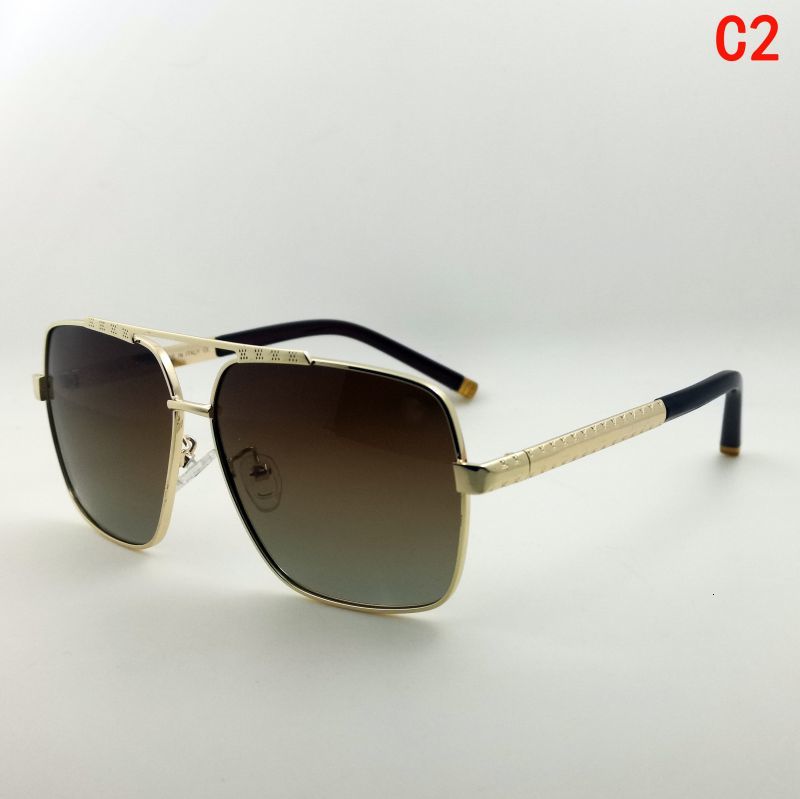 Fashion Classic 10135 sunglasses for men Metal Square gold Frame UV400 unisex vintage style attitude sunglasses Protection Eyewear With Box, White;black
Fashion Classic 10135 sunglasses for men Metal Square gold Frame UV400 unisex vintage style attitude sunglasses Protection Eyewear With Box, White;black