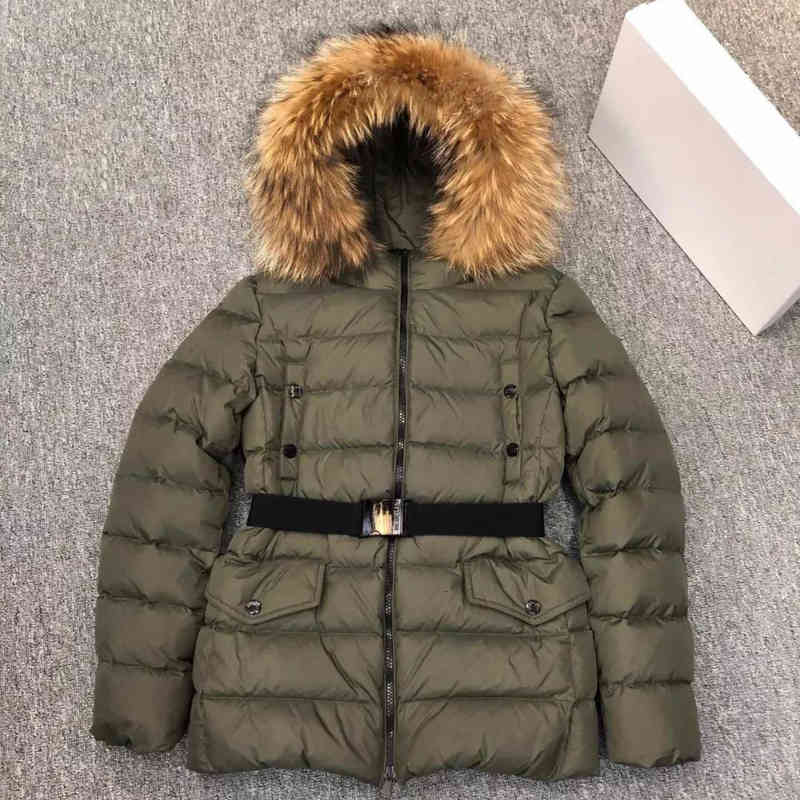 Women' Down & Parkas maya France Womens Big fur collar Embroidered Letter Badge Dazzle Light Style Men Jacket brand CB1T, Supplement (not shipped separately)
Women' Down & Parkas maya France Womens Big fur collar Embroidered Letter Badge Dazzle Light Style Men Jacket brand CB1T, Supplement (not shipped separately)