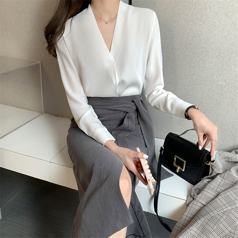 White Large Size Feminine Gentle Office Lady Stylish Tops Women Loose Elegant Chic Blouses Minimalist Shirts 210421