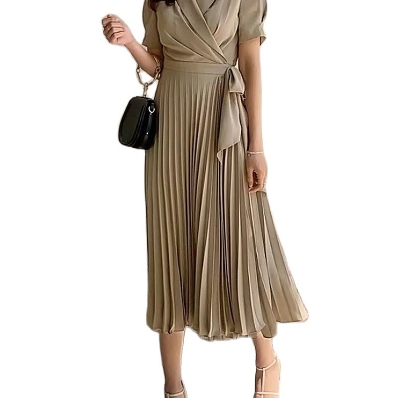 Fashion dress women French retro skirt bow tie mid-length high waist pleated chiffon summer sale 210520, Black
Fashion dress women French retro skirt bow tie mid-length high waist pleated chiffon summer sale 210520, Black