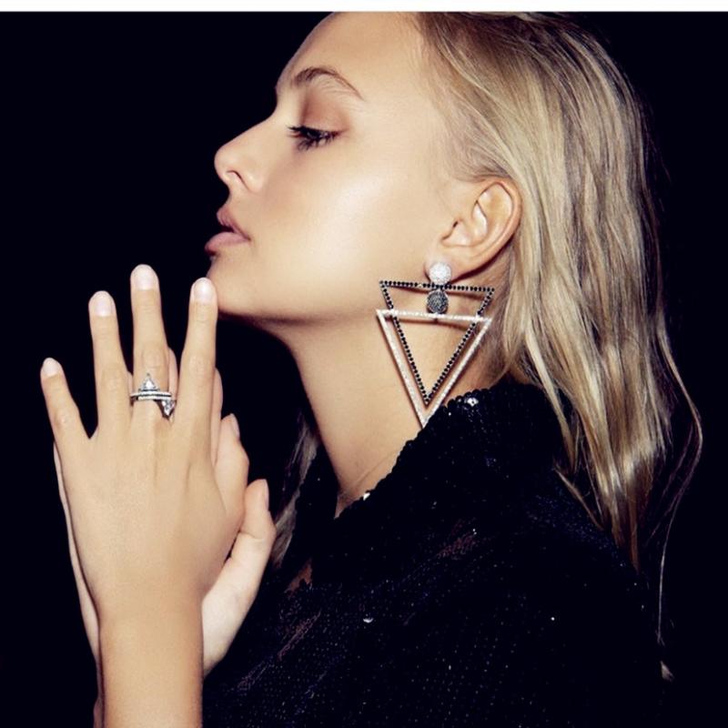 Dangle & Chandelier Fashion Ladies Rhinestone Triangle Earrings Jewelry Evening Dress Accessories Maxi Selling, Silver
Dangle & Chandelier Fashion Ladies Rhinestone Triangle Earrings Jewelry Evening Dress Accessories Maxi Selling, Silver