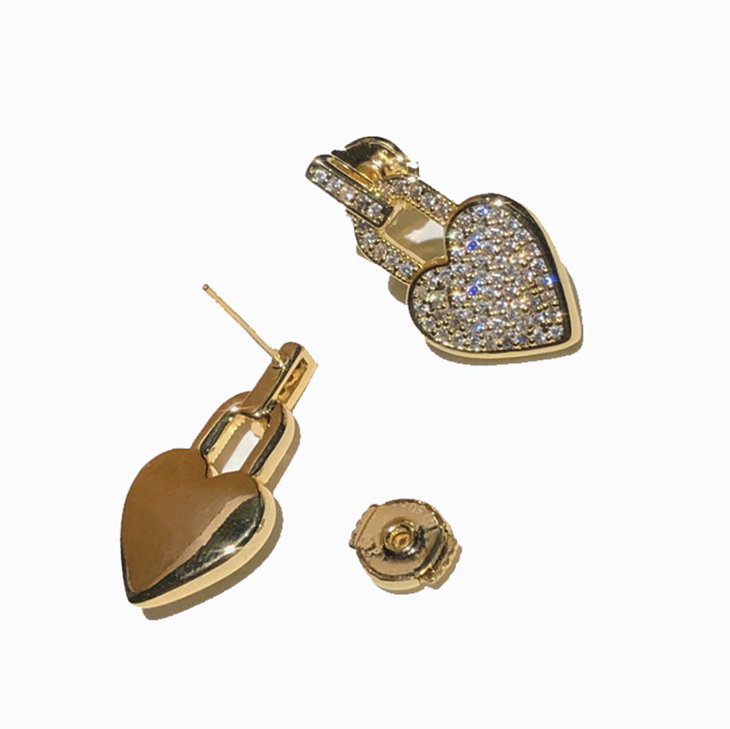 Fashion Luxury Earring Have Stamp Studs For Women Classic Letters Love diamond 925 silver needle Optional Original Box Top Party Gift
Fashion Luxury Earring Have Stamp Studs For Women Classic Letters Love diamond 925 silver needle Optional Original Box Top Party Gift
