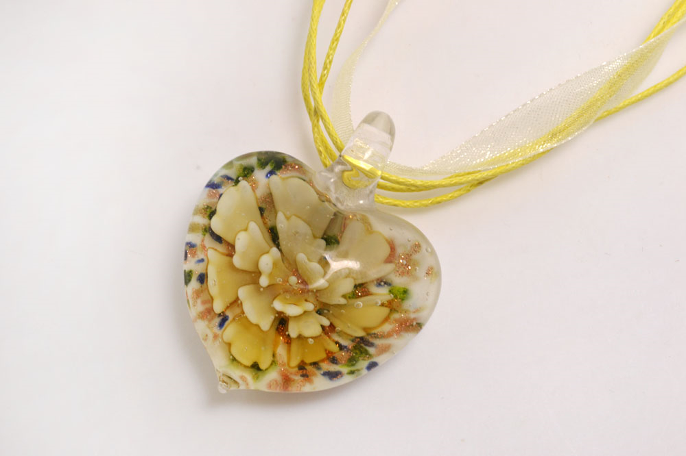 Charm Heart Shape Art Murano Lampwork Glass Pendant Necklace Flowers Inside for Women Girls Summer Jewelry Gifts