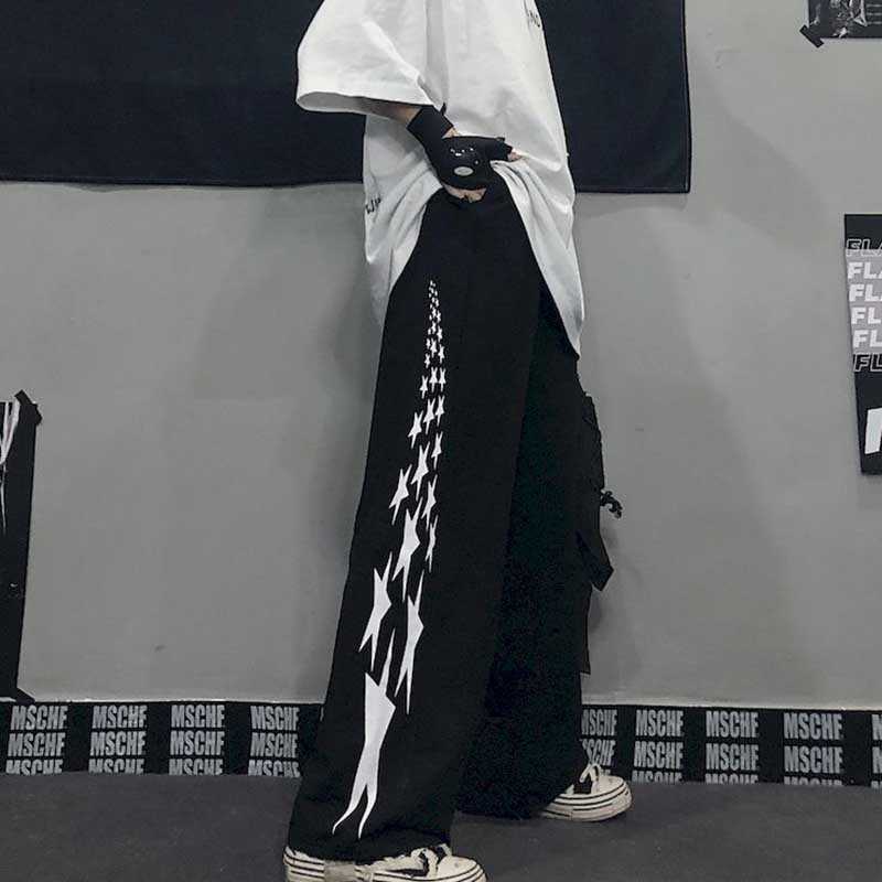Loose straight wide leg mopping pants for men and women hip-hop Harajuku Korean retro dark star printing spring autu 210526, Black
Loose straight wide leg mopping pants for men and women hip-hop Harajuku Korean retro dark star printing spring autu 210526, Black