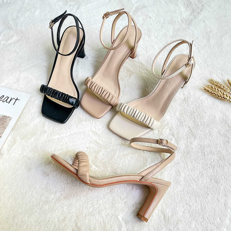 Classic luxury Designer Beige Summer Women Sandals High Heels Shoes Woman Pleaser Pleated Leather Black Sexy Comfortable Evening Beach Sanda
Classic luxury Designer Beige Summer Women Sandals High Heels Shoes Woman Pleaser Pleated Leather Black Sexy Comfortable Evening Beach Sanda