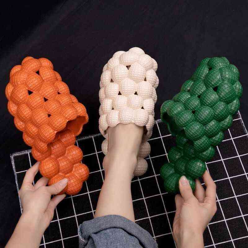 LLUUMIU slides women Cute Bubble Ball Women's Slippers Summer New Lover EVA Bathroom Slides Home Indoor Anti-skid Sandals Shoes G1218
