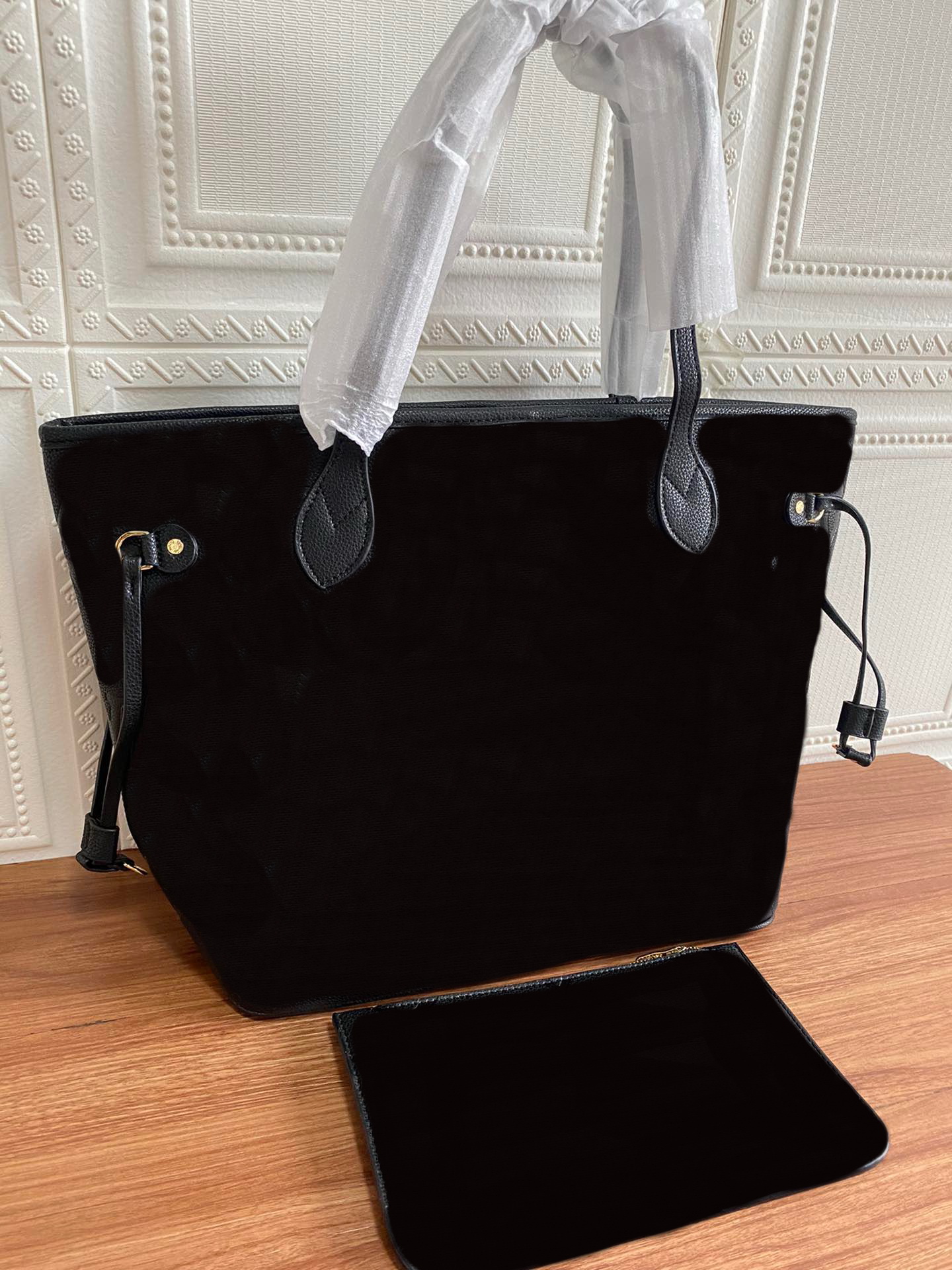 2021 high quality bag famous designer handbags 45686 women messenger bags genuine leather wallets gc#293
2021 high quality bag famous designer handbags 45686 women messenger bags genuine leather wallets gc#293