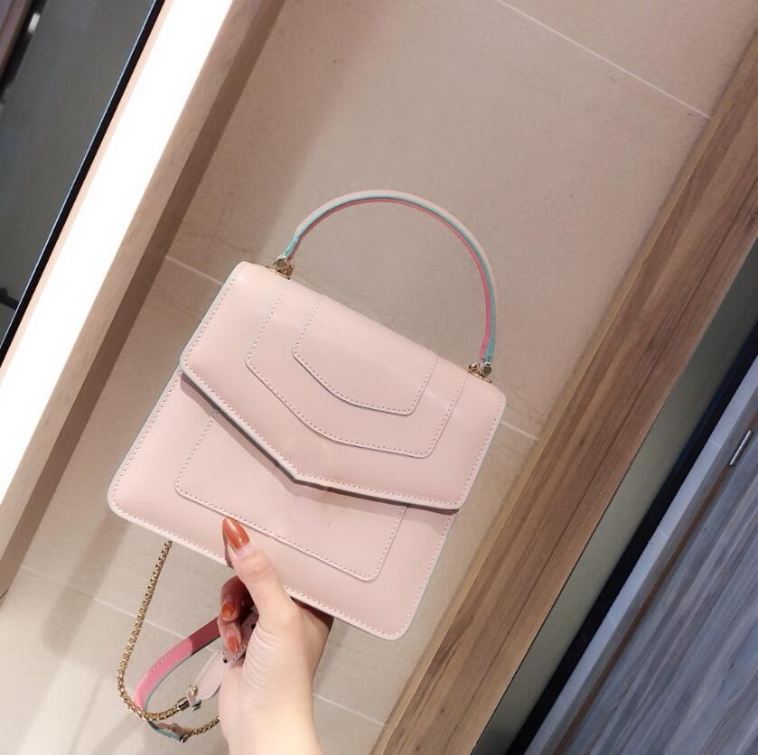 wholesale designers change women's handbag single shoulder messenger leather bag with gifts hand bags for women handbags
wholesale designers change women's handbag single shoulder messenger leather bag with gifts hand bags for women handbags