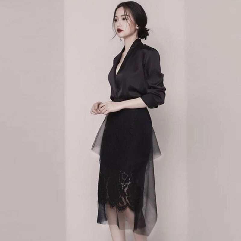 Two Piece Sets Female Black V Neck Long Sleeve Shirt High Waist Patchwork Mesh Lace Skirt Suits For Women Spring Summer 210525 
Two Piece Sets Female Black V Neck Long Sleeve Shirt High Waist Patchwork Mesh Lace Skirt Suits For Women Spring Summer 210525
