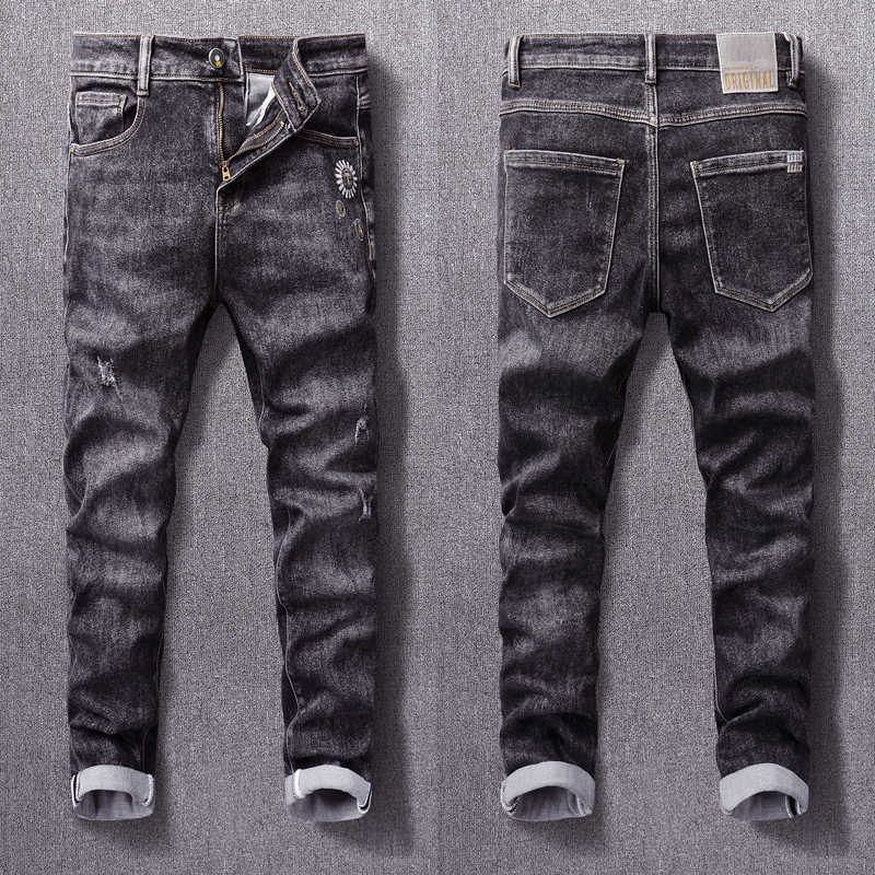 Korean Fashion Men Jeans High Quality Retro Black Gray Elastic Slim Fit Ripped Embroidery Designer Casual Denim Pants AZQ5
Korean Fashion Men Jeans High Quality Retro Black Gray Elastic Slim Fit Ripped Embroidery Designer Casual Denim Pants AZQ5