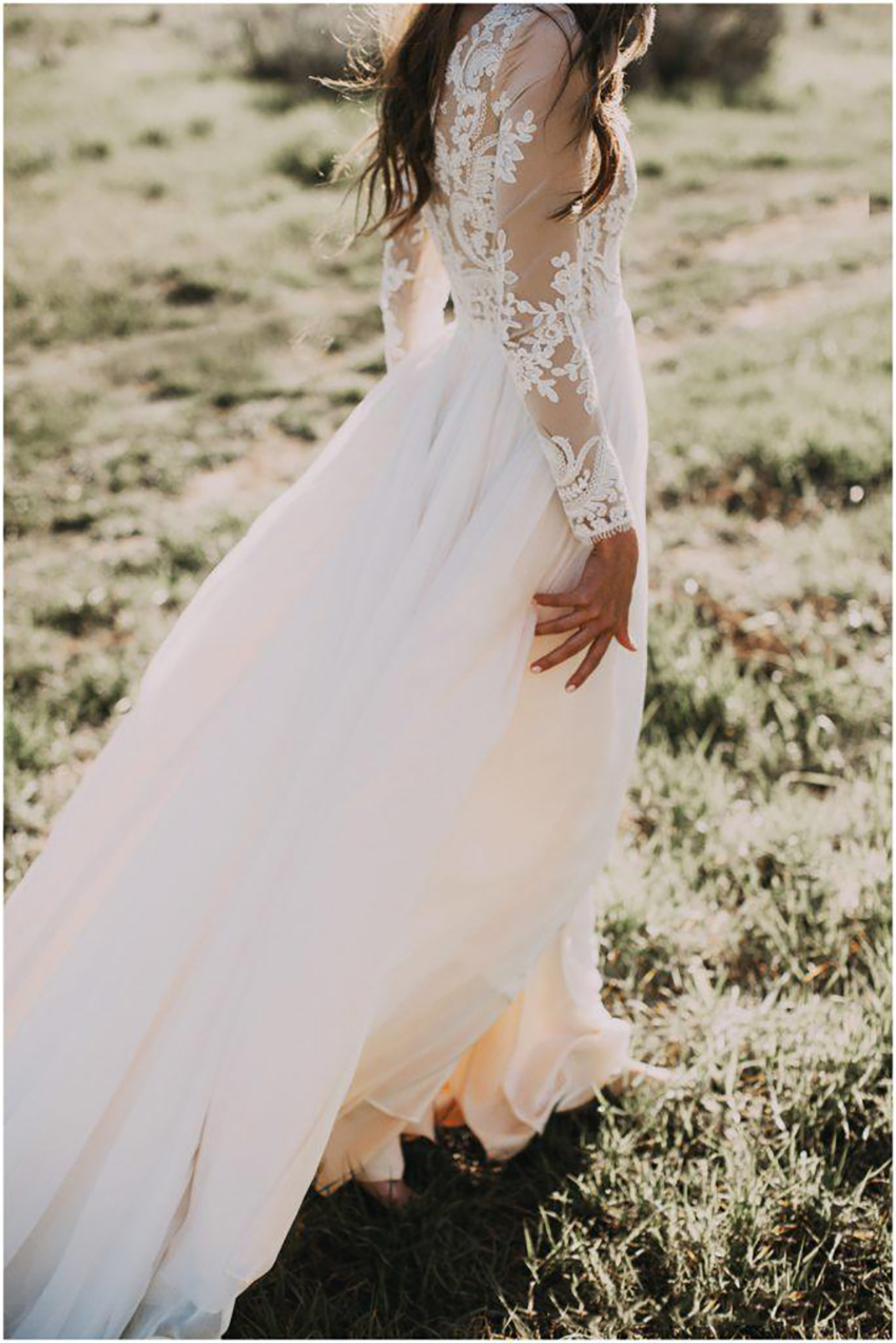 2021 Cheap Bohemian Beach Lace Wedding Dresses With Sheer Long Sleeves Bateau Neck A Line Appliqued Chiffon Boho Bridal Gowns 0509
