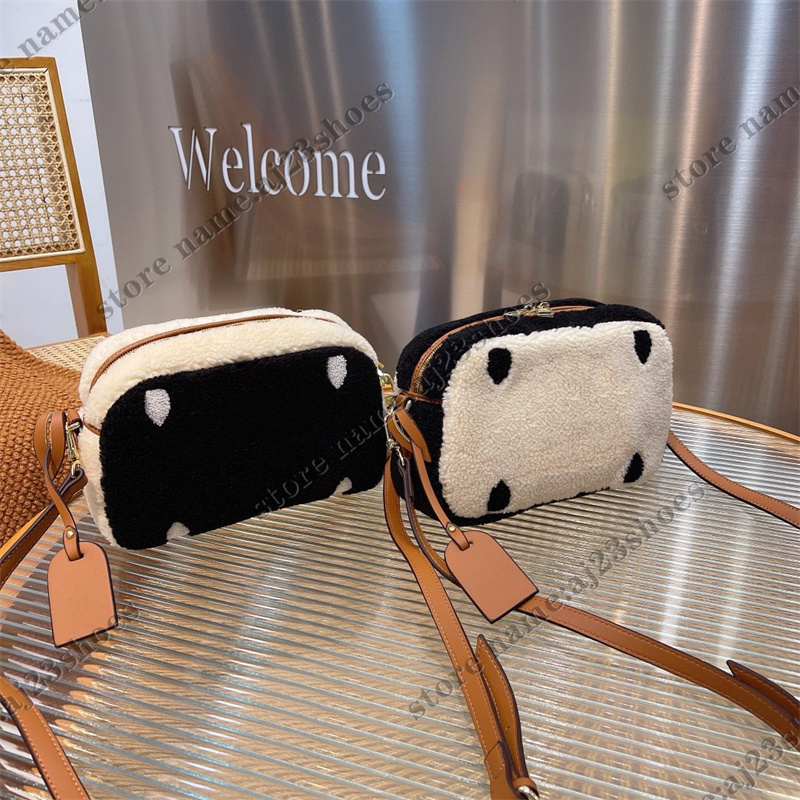 Deauville Mini Camera Bag Winter Fashion Black White Purse Wallet Wool designer Cross Body Bag, 01
Deauville Mini Camera Bag Winter Fashion Black White Purse Wallet Wool designer Cross Body Bag, 01