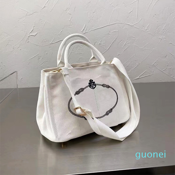 2021 Main Packing Bag Four Seasons Universal Diagonal Cross Shoulder Handbag Lightweight, Wild, Fashionable, Eye-catching Curved Design 2021, Make up the difference
2021 Main Packing Bag Four Seasons Universal Diagonal Cross Shoulder Handbag Lightweight, Wild, Fashionable, Eye-catching Curved Design 2021, Make up the difference