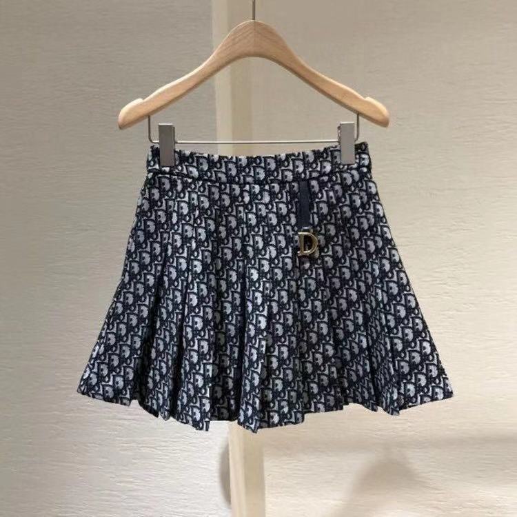 2021d word knitted half jacquard a autumn flower printed high waist pleated skirt, Black
2021d word knitted half jacquard a autumn flower printed high waist pleated skirt, Black
