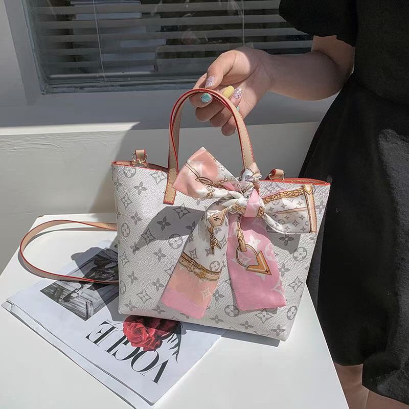 LVLOUISVITTON BagLuxury Ladies Handbag Large Capacity High Quality Pu Brown Wild Fashion Shoulder Bag Retro Casual Ba
LVLOUISVITTON BagLuxury Ladies Handbag Large Capacity High Quality Pu Brown Wild Fashion Shoulder Bag Retro Casual Ba