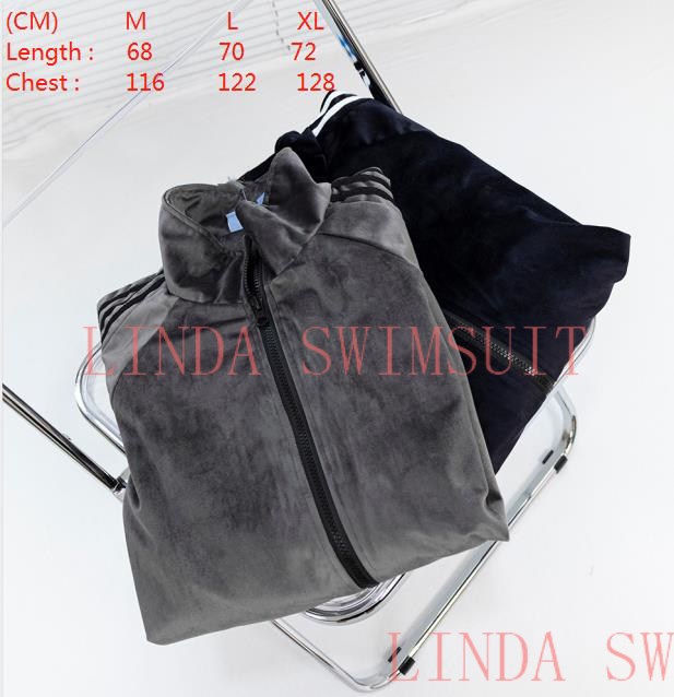 Designer Mens Womens jacket tracksiut lounge embroidered logo Flannel winter casual sport tracksuits Loose Street Leisure Fashion couple sty, Black;brown
Designer Mens Womens jacket tracksiut lounge embroidered logo Flannel winter casual sport tracksuits Loose Street Leisure Fashion couple sty, Black;brown