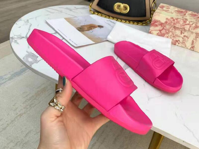 Triple S Sports Sandals for Women - Realfine888 5A, Size 35-45, with Box, 6091150_02
Triple S Sports Sandals for Women - Realfine888 5A, Size 35-45, with Box, 6091150_02