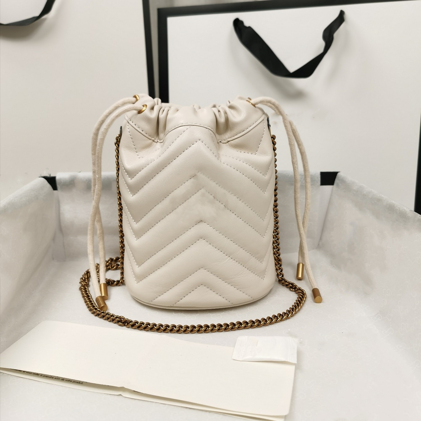 Latest 2021 Drawstring Bag Luxurys Designers Bags Bucket Handbags String Shoulder Women Totes High Quality Fashion Leather CrossBody Clutch Purse Wallet Lady, Box
Latest 2021 Drawstring Bag Luxurys Designers Bags Bucket Handbags String Shoulder Women Totes High Quality Fashion Leather CrossBody Clutch Purse Wallet Lady, Box