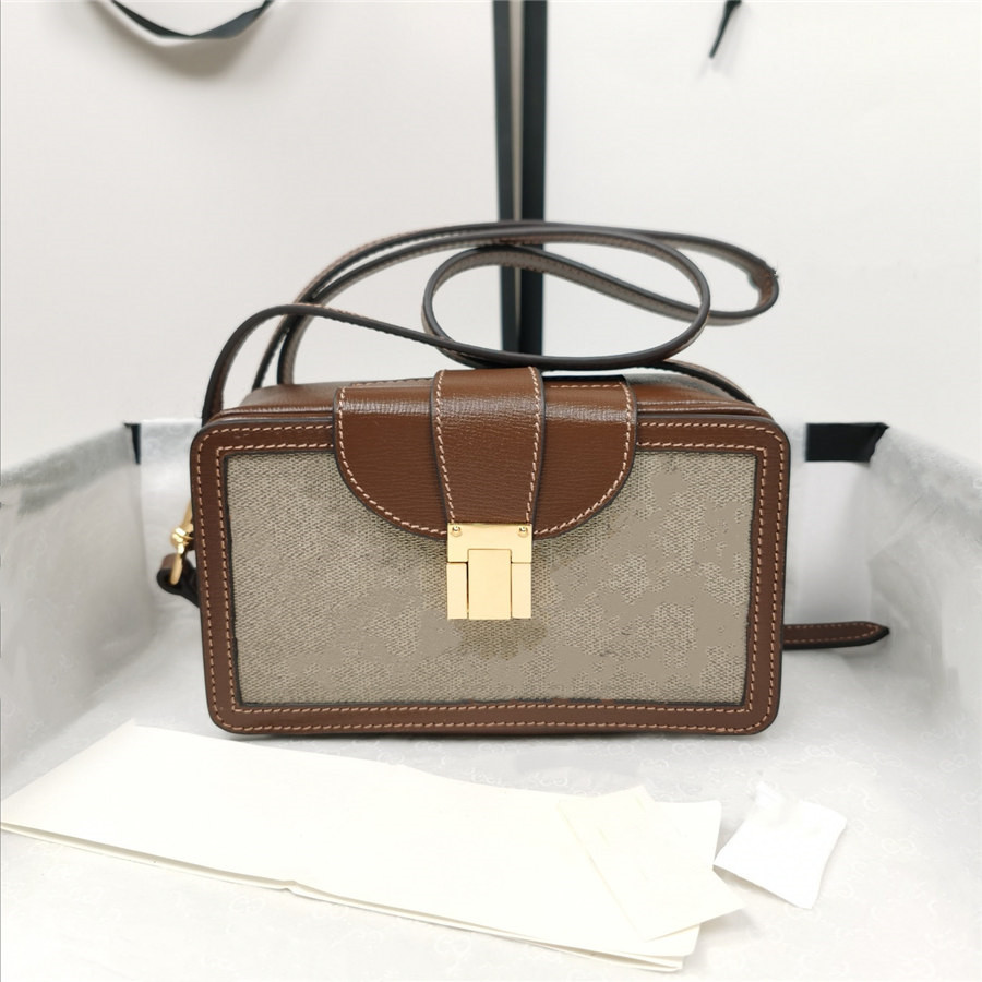 Luxurys Designers Bags L 69new Honeysuckle men's three-piece satchel 433 Messenger small postman bag for slanting suitable the fashionable choice of daily life, Brown
Luxurys Designers Bags L 69new Honeysuckle men's three-piece satchel 433 Messenger small postman bag for slanting suitable the fashionable choice of daily life, Brown
