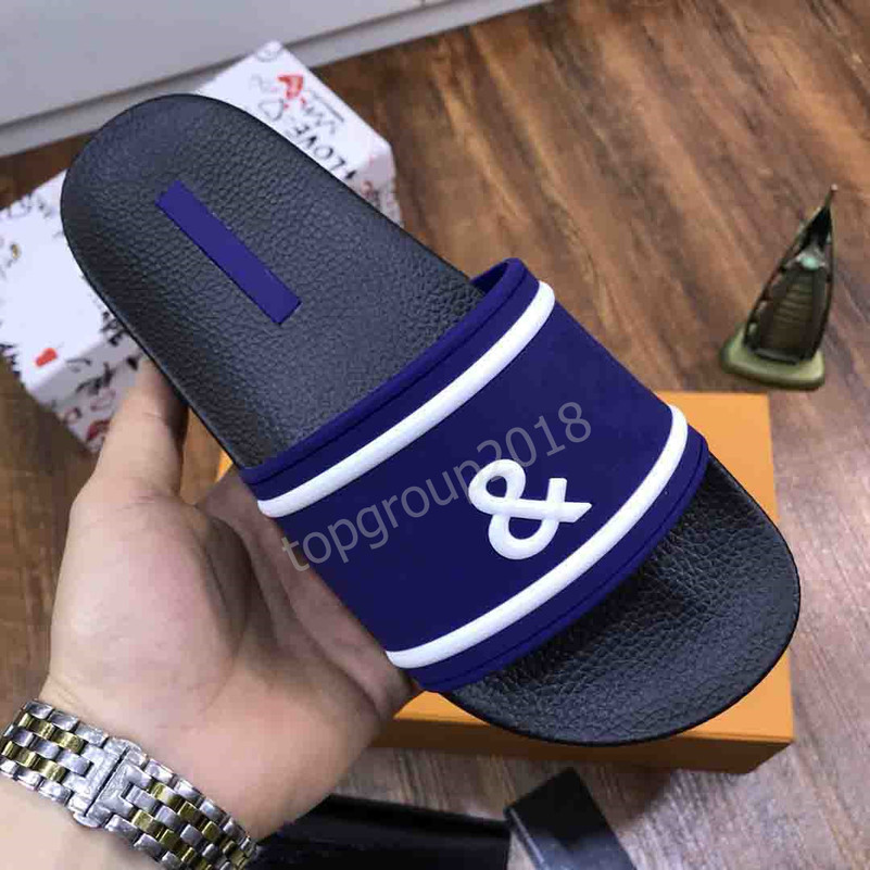 Mens Summer Sandals Beach Slide Home Slippers Perfect Quality King Crown Designer Womens Italy Print Slipper White Black With Box
Mens Summer Sandals Beach Slide Home Slippers Perfect Quality King Crown Designer Womens Italy Print Slipper White Black With Box