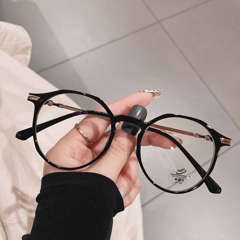 Fashion Sunglasses Frames 2021 Vintage Round Anti-blue Glasses Women Comfortable Computer Transparent Eyeglasses Frame Female Spectacles
Fashion Sunglasses Frames 2021 Vintage Round Anti-blue Glasses Women Comfortable Computer Transparent Eyeglasses Frame Female Spectacles