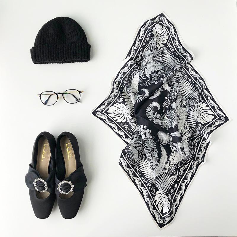 Scarves 53X53CM Small Silk Square Scarf For Women Autumn Winter Plant Printed 100% Real Ladies Fashionable Travel
Scarves 53X53CM Small Silk Square Scarf For Women Autumn Winter Plant Printed 100% Real Ladies Fashionable Travel