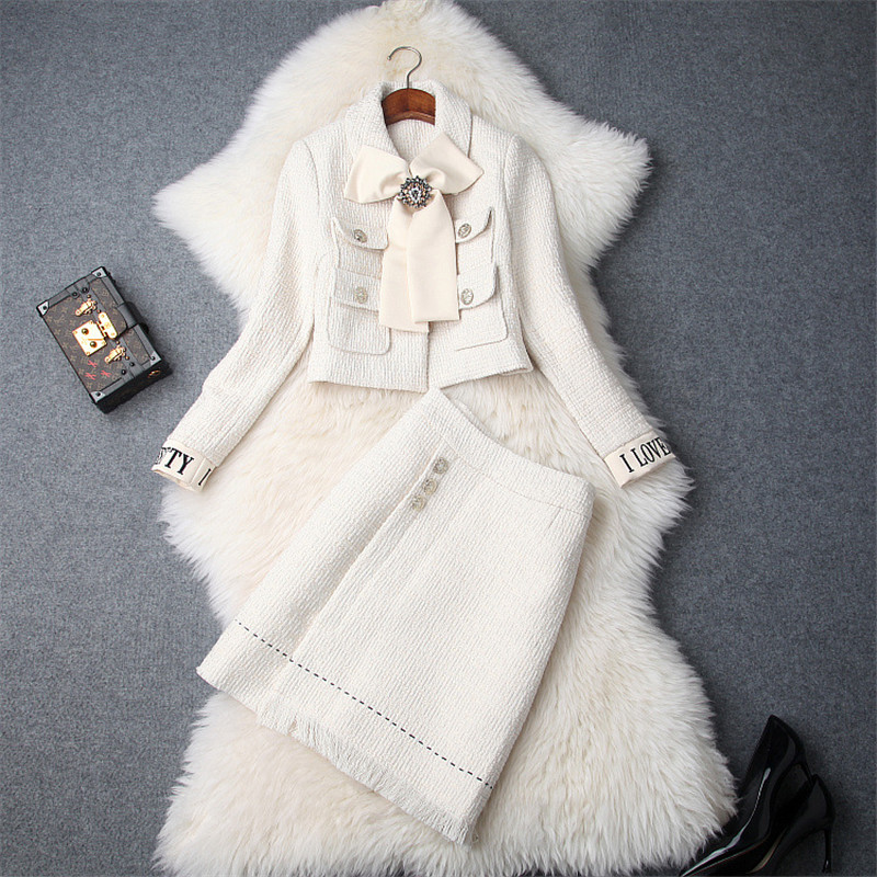 Autumn Winter Fashion Women Runway Dress Set Bowknot Short Tweed Woolen Jacket with Skirt Suit Elegant Lady Party Office 2 Piece Outfit, Beige
Autumn Winter Fashion Women Runway Dress Set Bowknot Short Tweed Woolen Jacket with Skirt Suit Elegant Lady Party Office 2 Piece Outfit, Beige