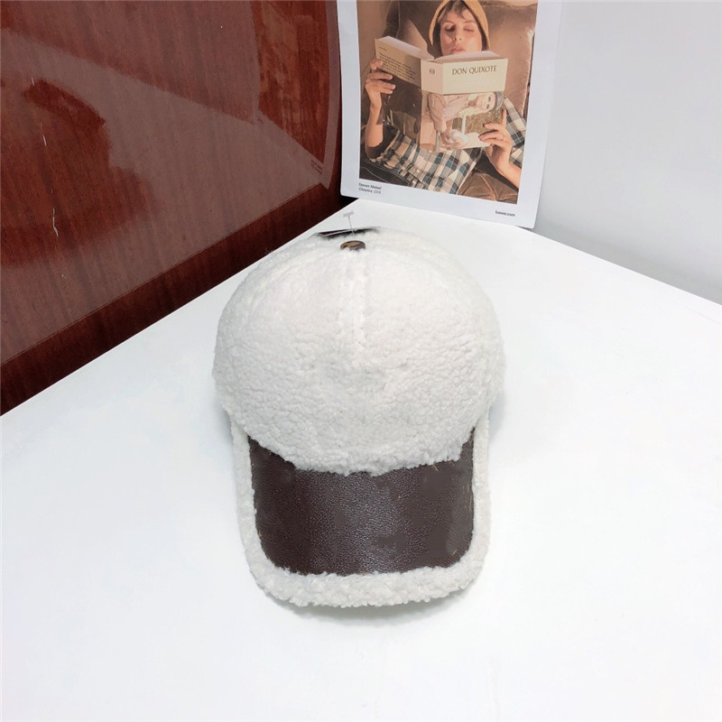 Winter and fall warm lamb wool hat Luxury Letter embroidery Classic Printing Pattern leather Brown Hats Short brim dome caps Unisex New, Black
Winter and fall warm lamb wool hat Luxury Letter embroidery Classic Printing Pattern leather Brown Hats Short brim dome caps Unisex New, Black